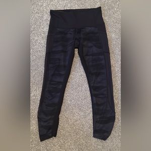 Lulu lemon navy blue camo leggings size 6
